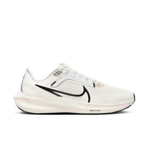 NIKE WOMEN'S PEGASUS 40 - B - 104 SAIL/BLACK 5.0